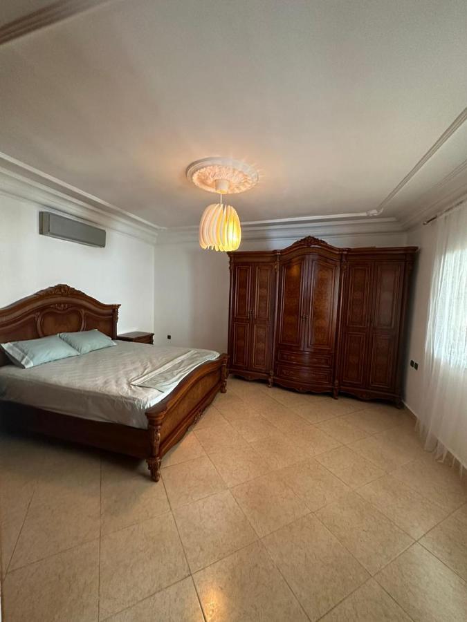 Vaste Appartement Au Centre De Tetouan Exterior photo